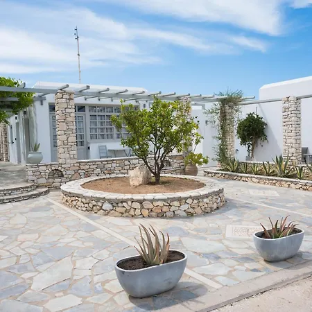 Navi B2 Brand New 2b/d In Naousa Apartment *